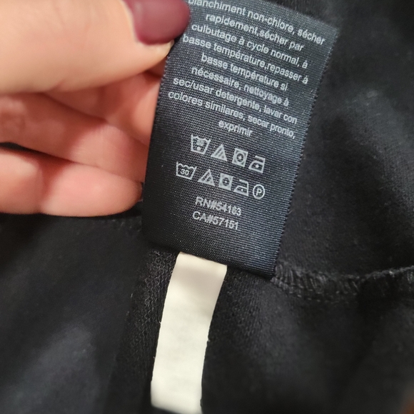 Tommy Hilfiger Navy Blazer with Red Accents - Picture 7 of 7